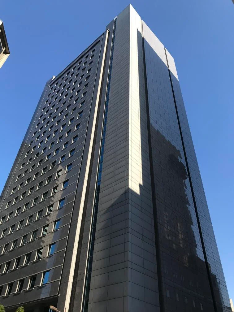 新幸橋ビルディング