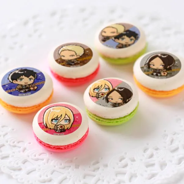プリマカロン6個セット2022（ライナー＆ベルトルト&ヒストリア＆ユミル）【特典缶バッジ付き】[進撃の巨人]