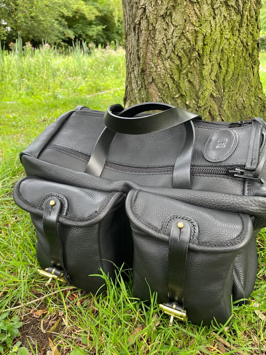 Premium Italian Soft Mottled Leather Weatherproof Range Bag (Black with Black Leather) product image 5