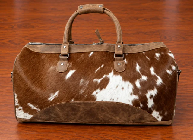 Classic Brown & White Cowhide Holdall Travel Bag product image 3