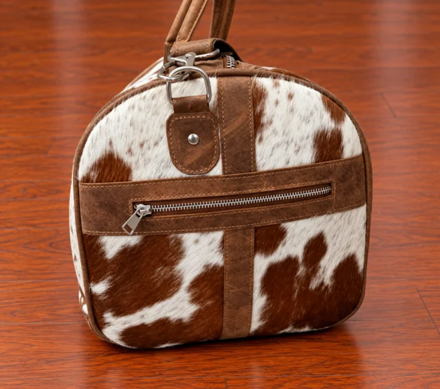 Classic Brown & White Cowhide Holdall Travel Bag product image 4