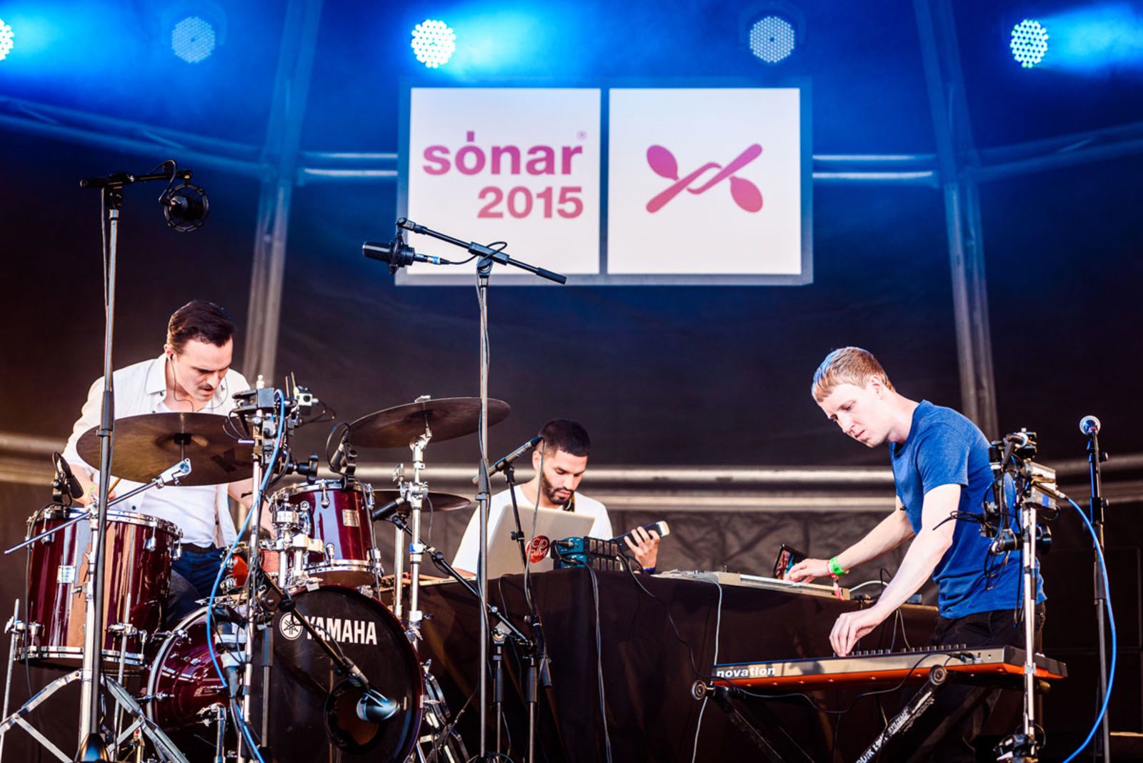 DorianConcept_Village_Sonar2015_ArielMartini-(1).jpg