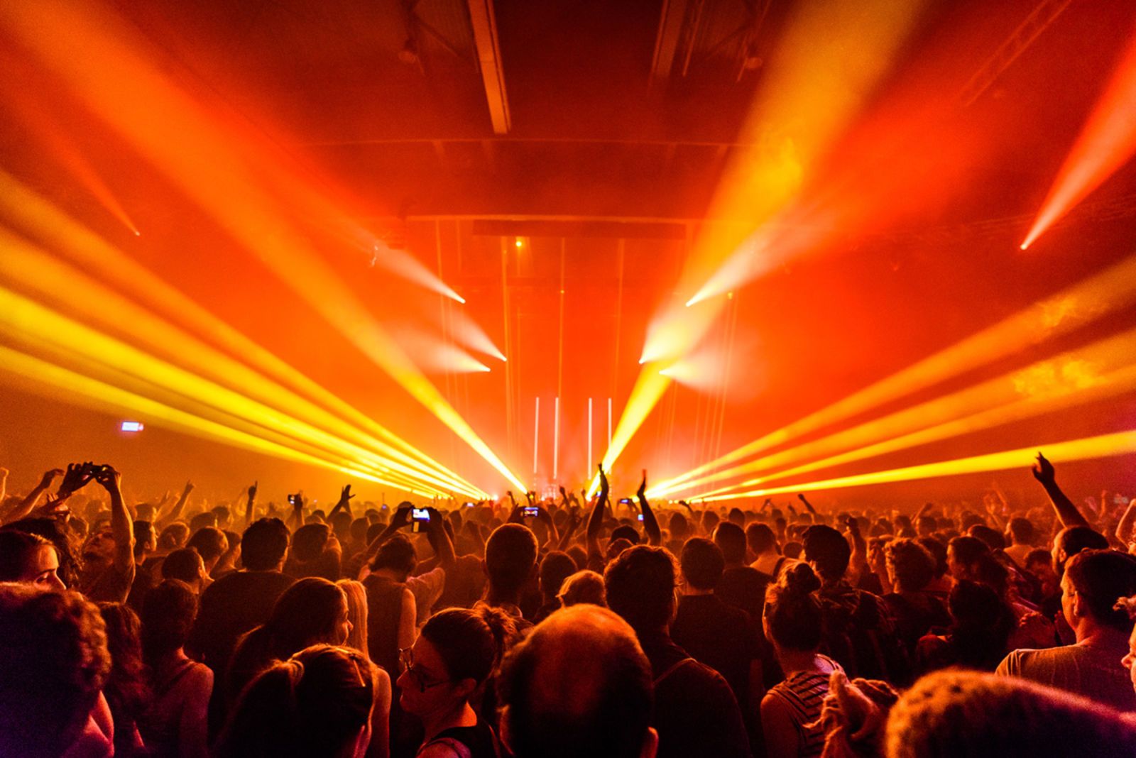 chemicalBrothers_Club_Sonar2015_ArielMartini-(26).jpg