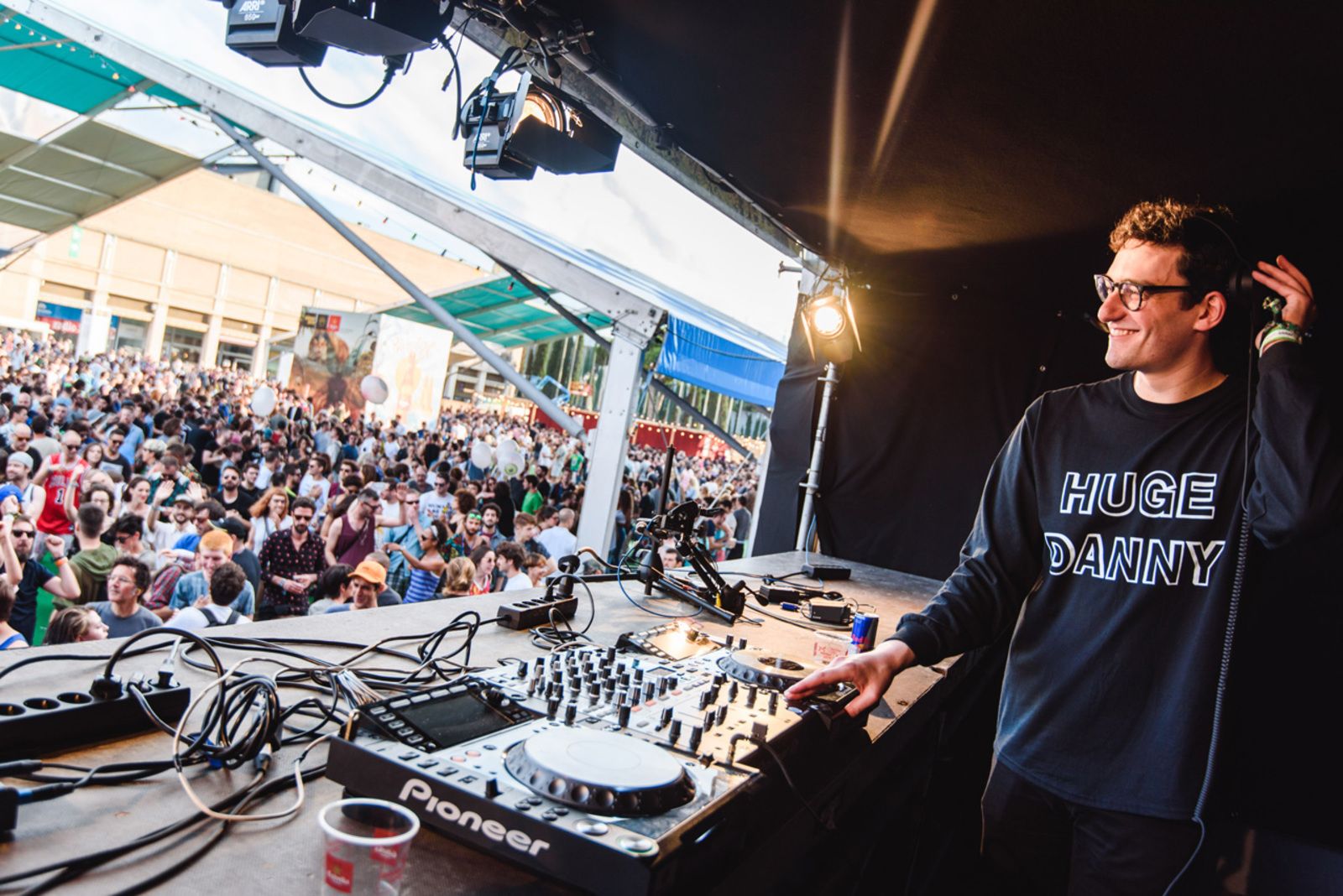 dannyharle_village_sonar2016_arielmartini_1.jpg