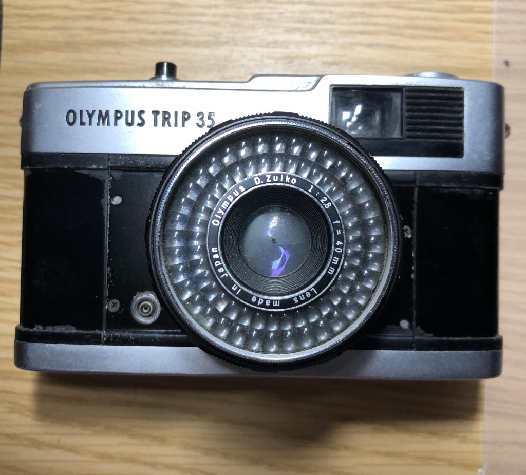 フィルムカメラ】OLYMPUS TRIP 35レビューと革張り替え | DAI☆LIFELOG