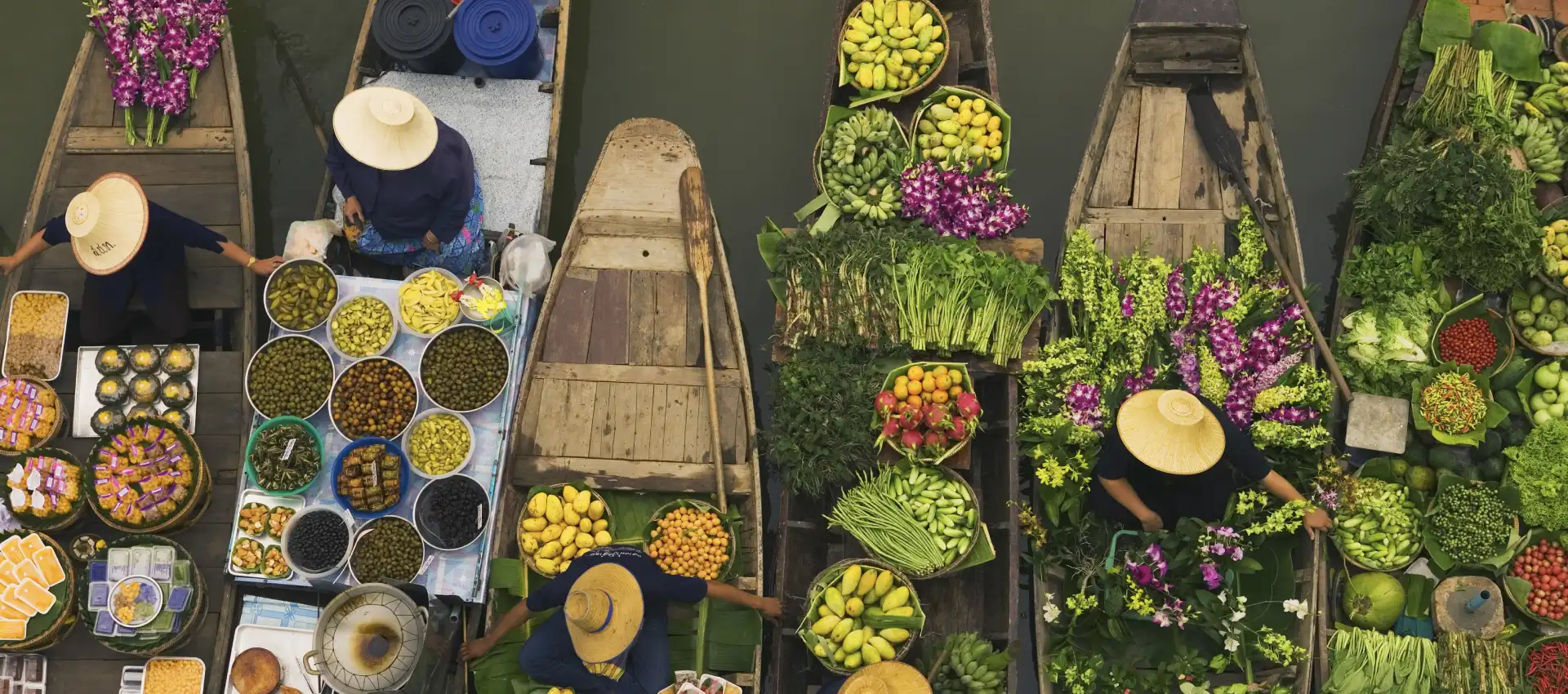 Damnoen Saduak Floating Market.webp
