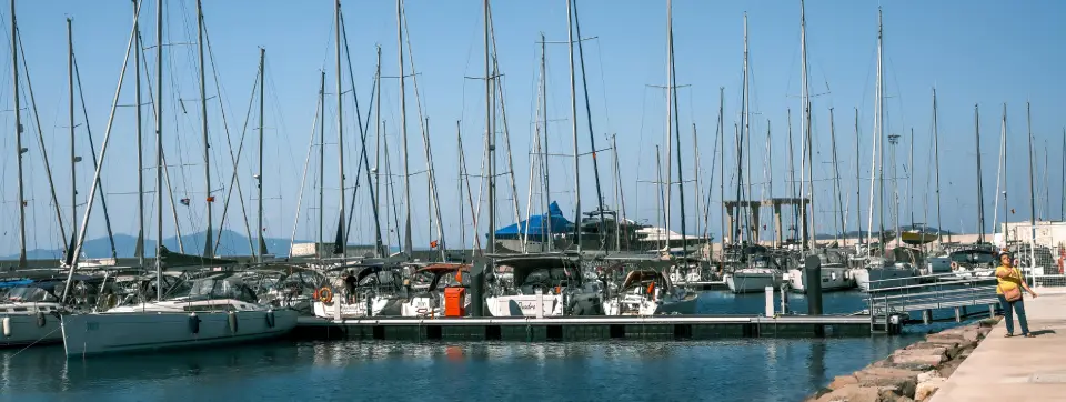 Eski-Foca-Marina.webp