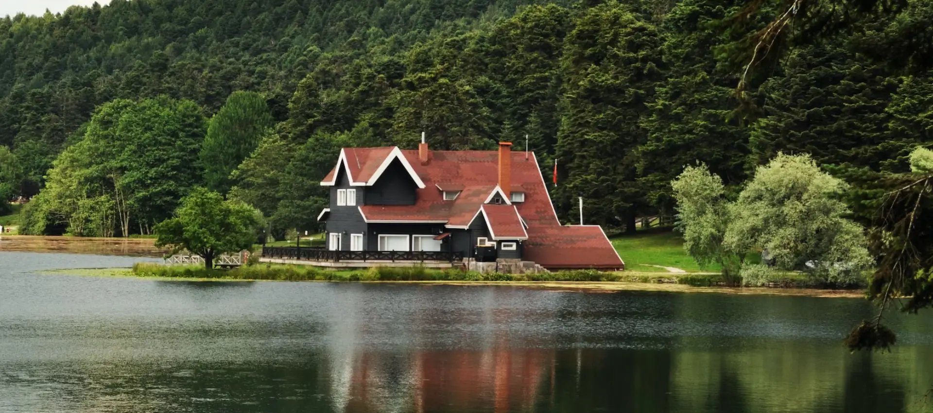 abant-golu-tabiat-parki.webp
