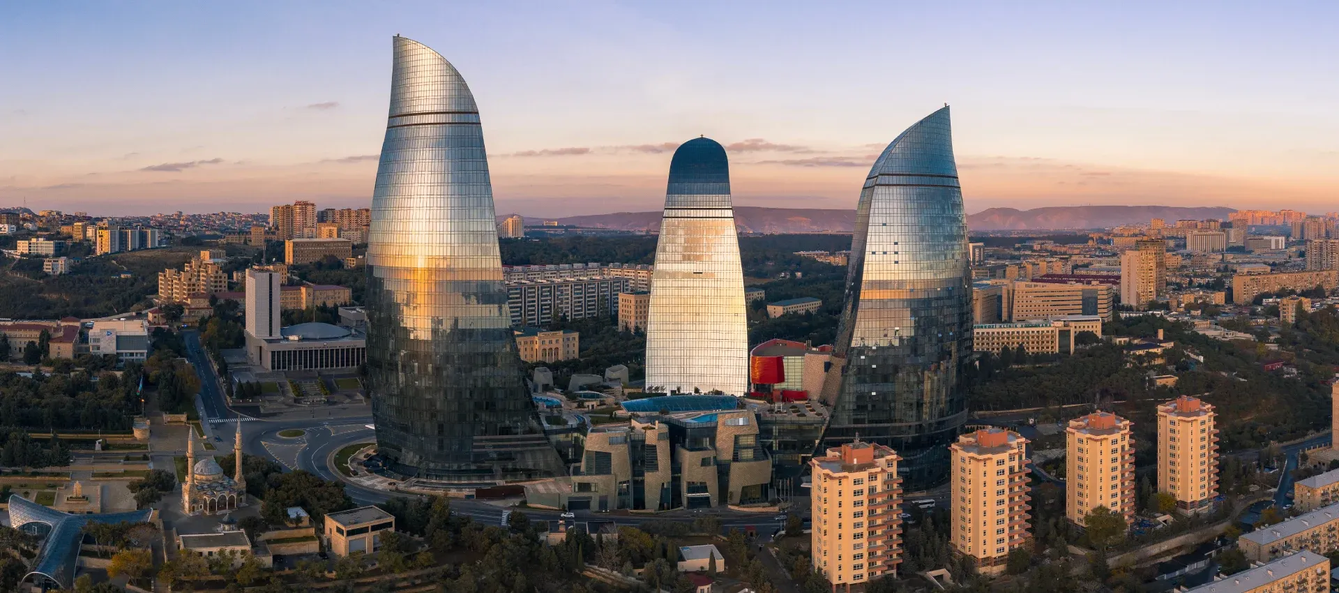 baku-gezilecek-yerler.webp
