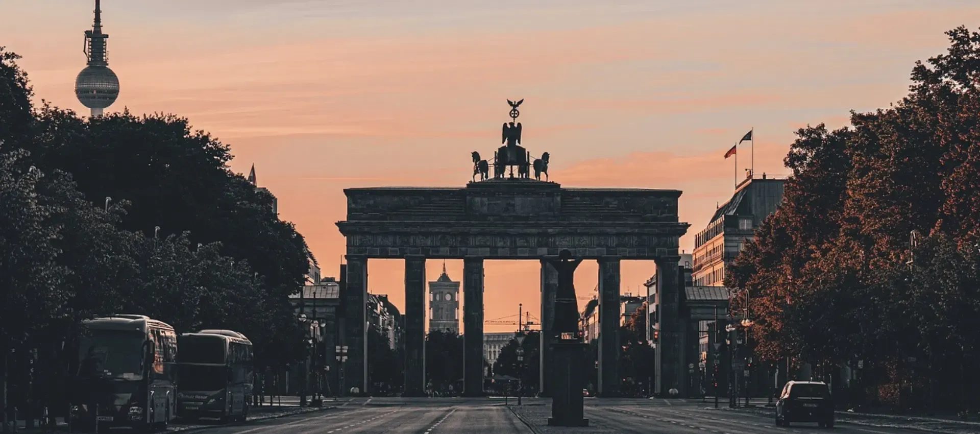 berlin-ucak-bileti.webp