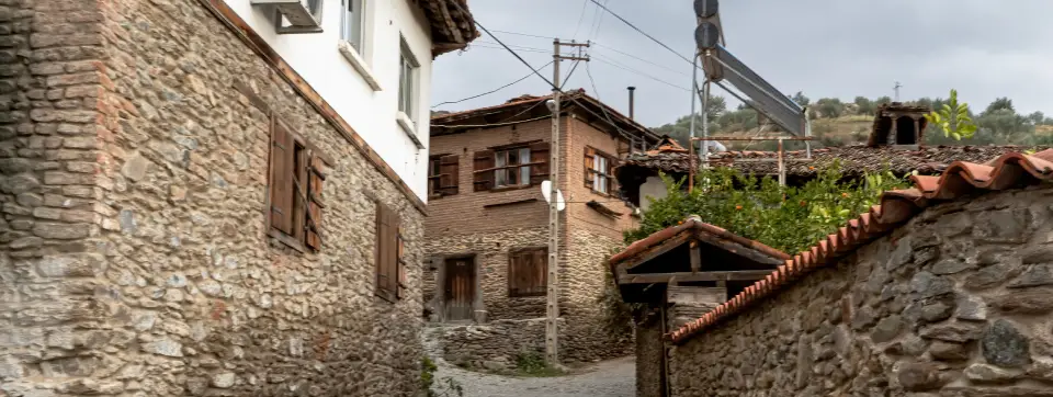 Birgi Köyü Görülmesi Gereken Yerler