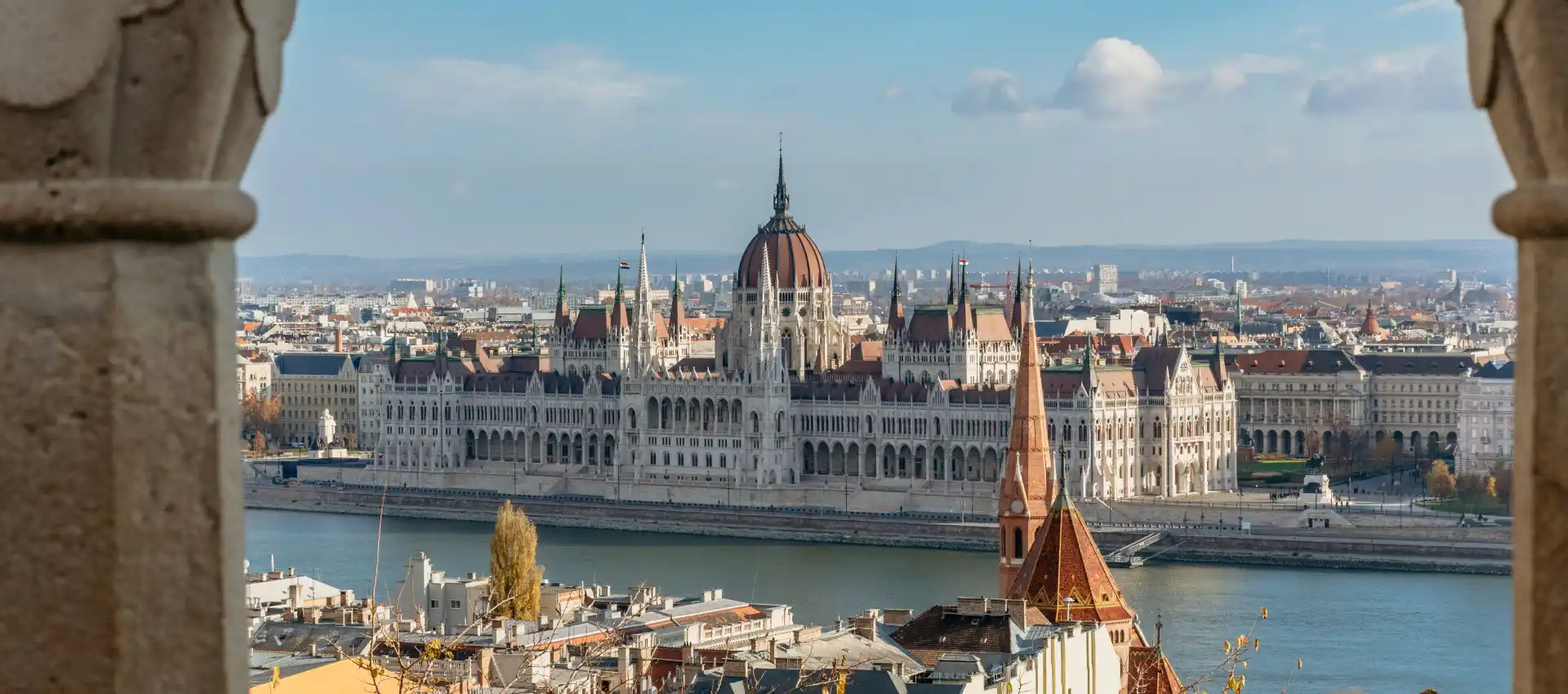 budapeste-old-town.webp