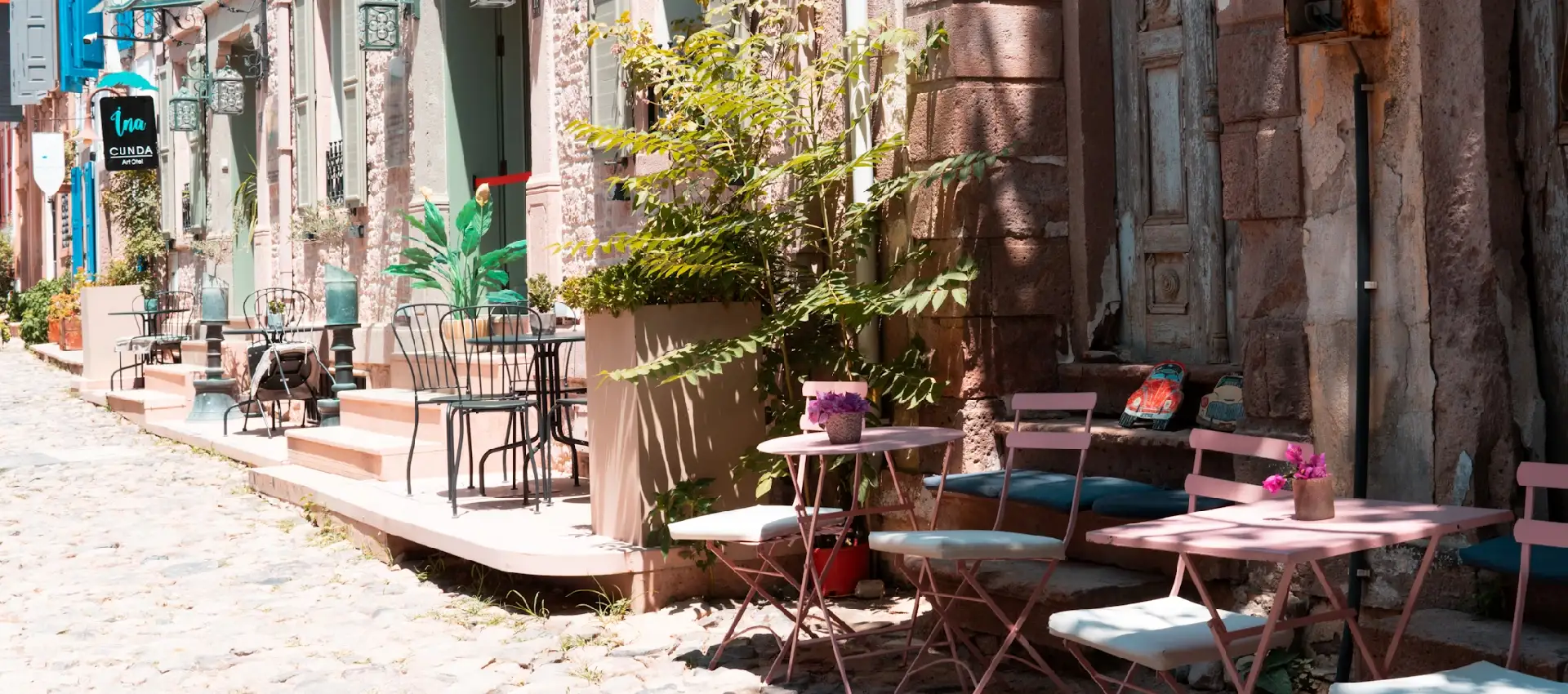 cunda-otelleri.webp