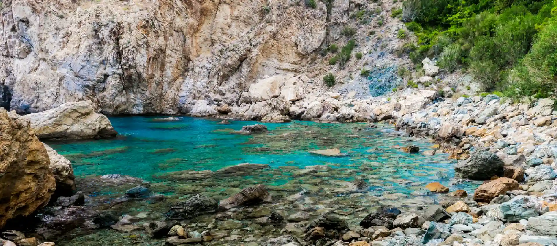 delikli-deniz.webp