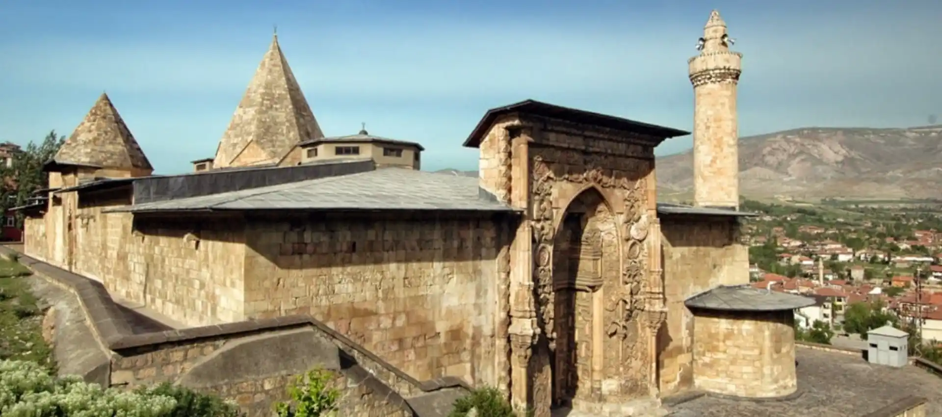divrigi-ulu-cami.webp