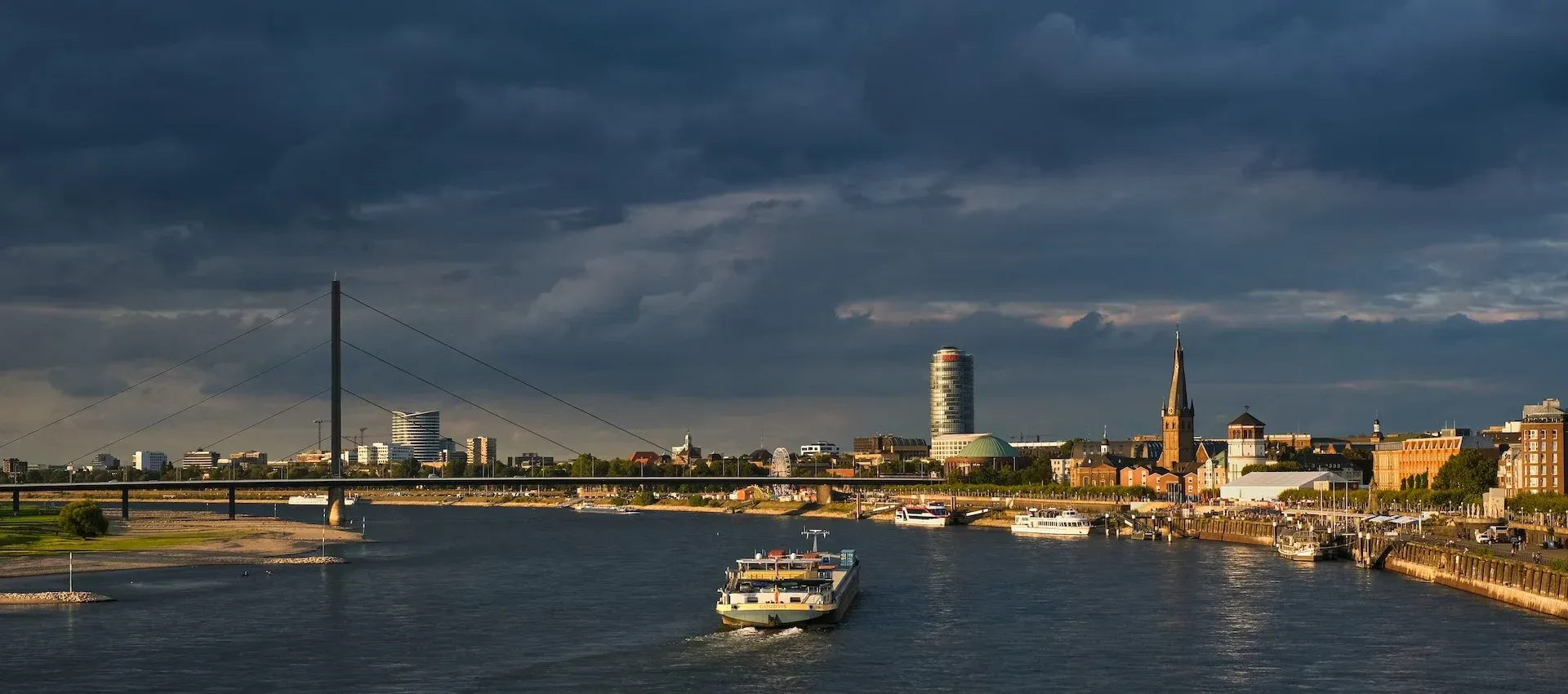 dusseldorf-2.webp