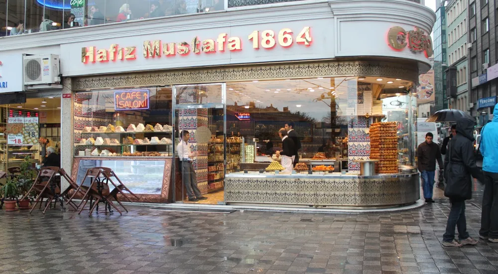 hafiz-mustafa.webp