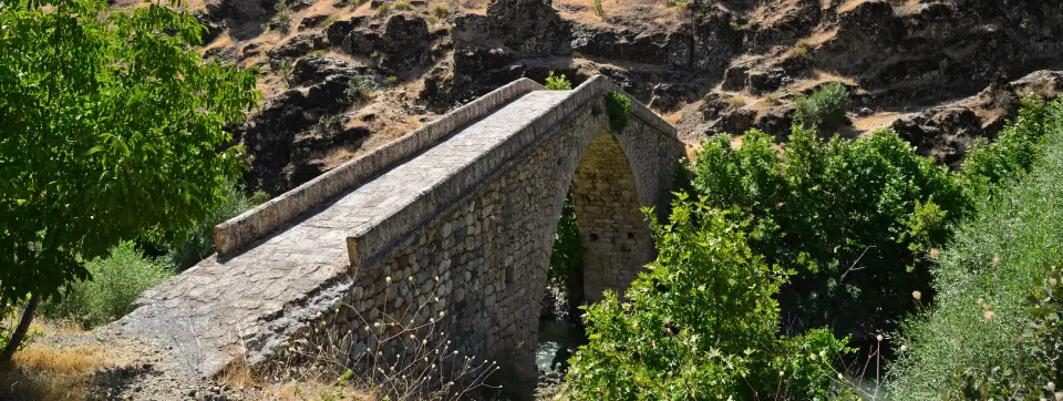 Hakkari Taş Köprü
