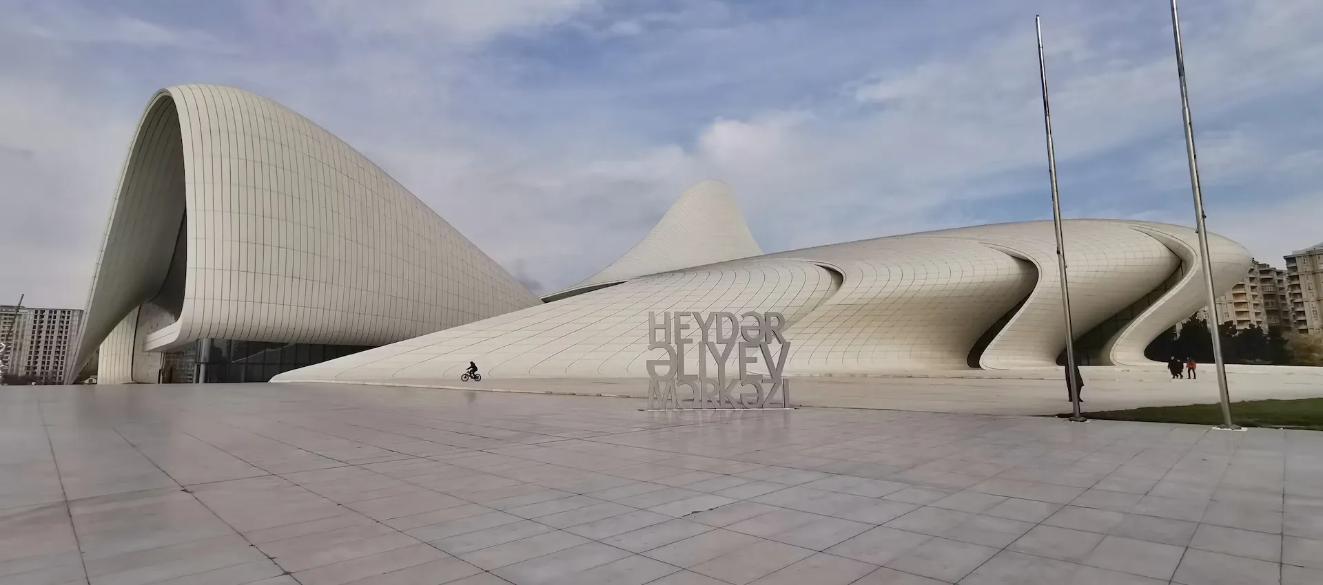 heyder-aliyev-center.webp