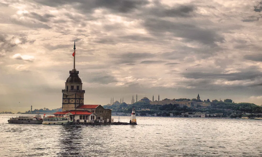 kiz-kulesinin-hikayesi.webp