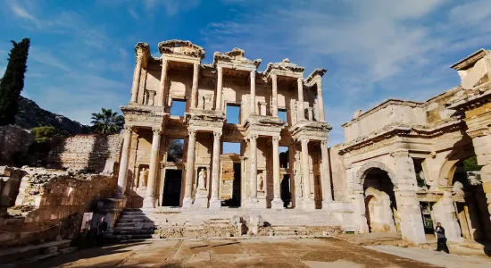 kusadasi.webp