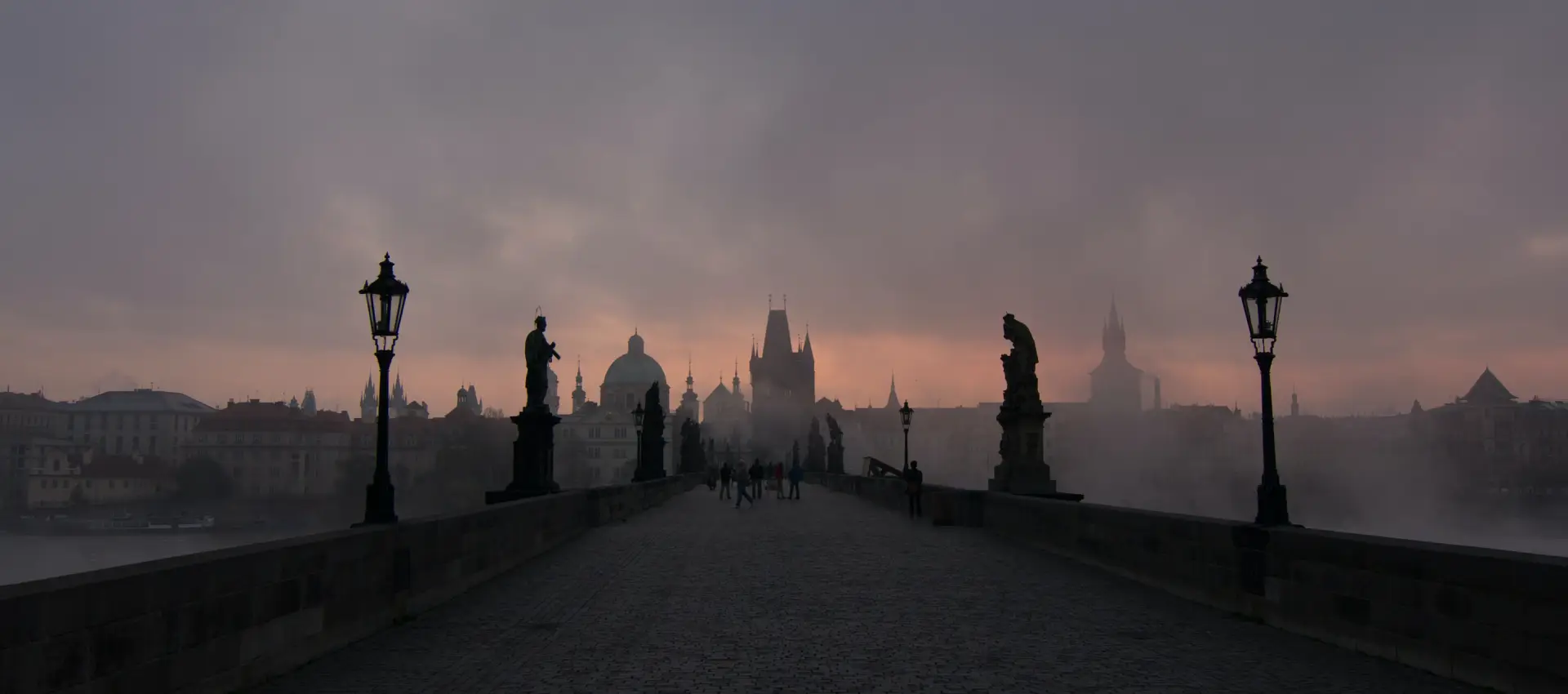 prag-gezisi.webp