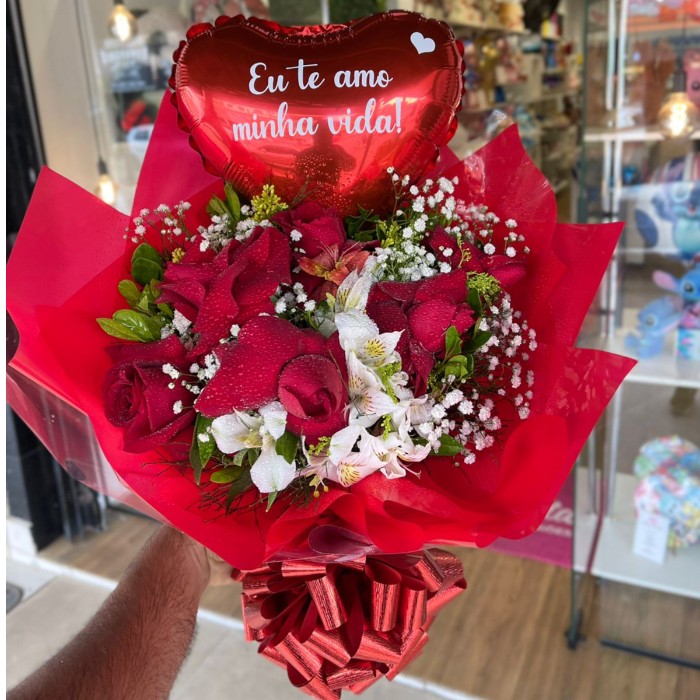 Buquê 6 rosas com balão