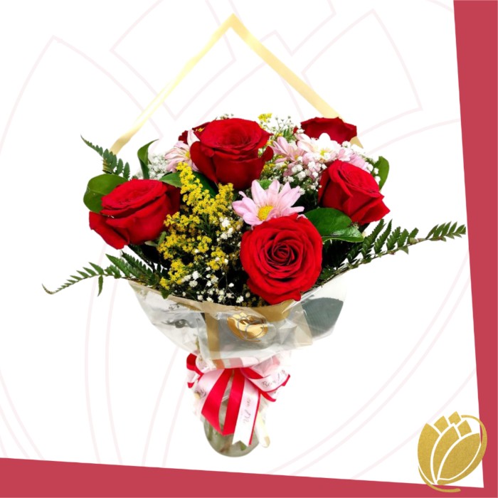 Buquê com 6 Rosas Naturais Completo