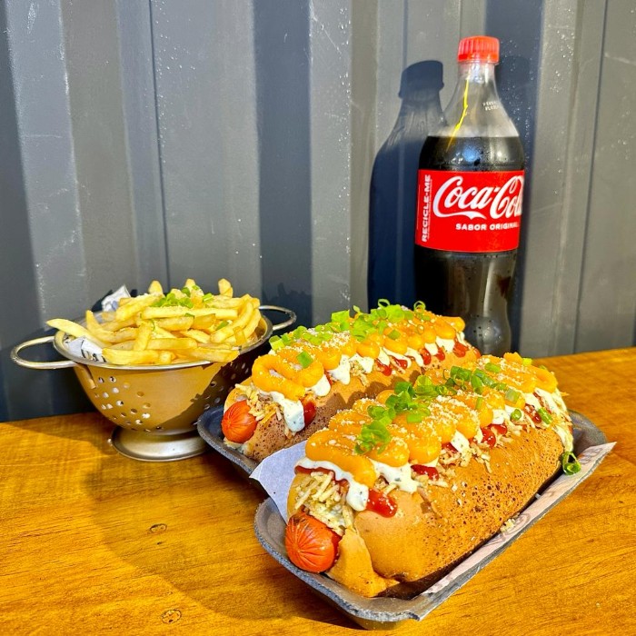 Hot Dog Brasileiro - Picture of Lucky Dog Dogueria Gourmet