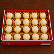Docinhos (15g): 20 Brigadeiros de Leite Ninho