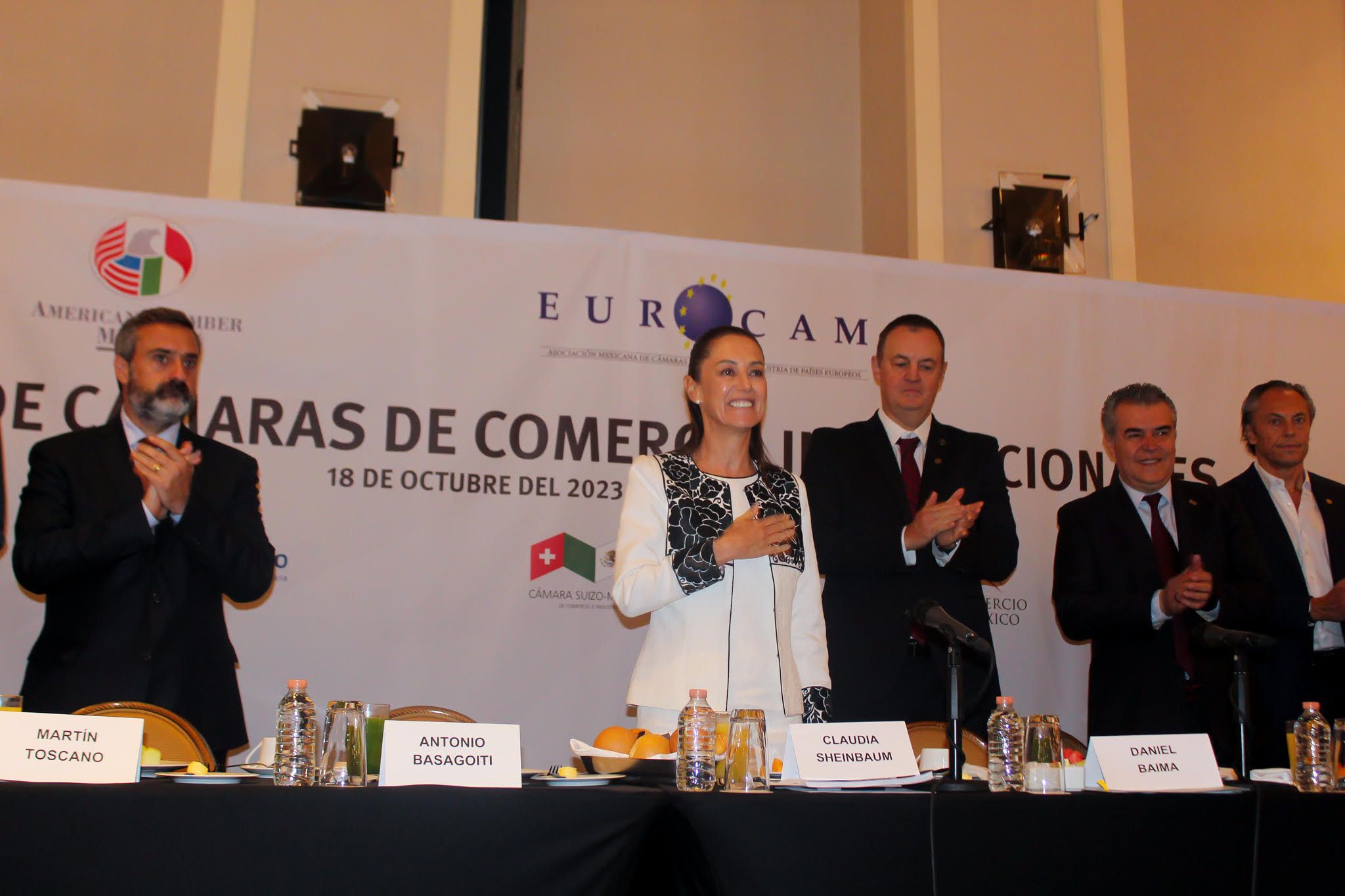 AMCHAM, EUROCAM and other international chambers meet with Dr. Claudia Sheinbaum to discuss Mexico's future