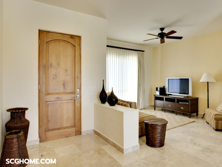 ประตูไม้ ประตูไม้จริง  ประตูไม้สน ประตูไม้สนนิวซีแลนด์