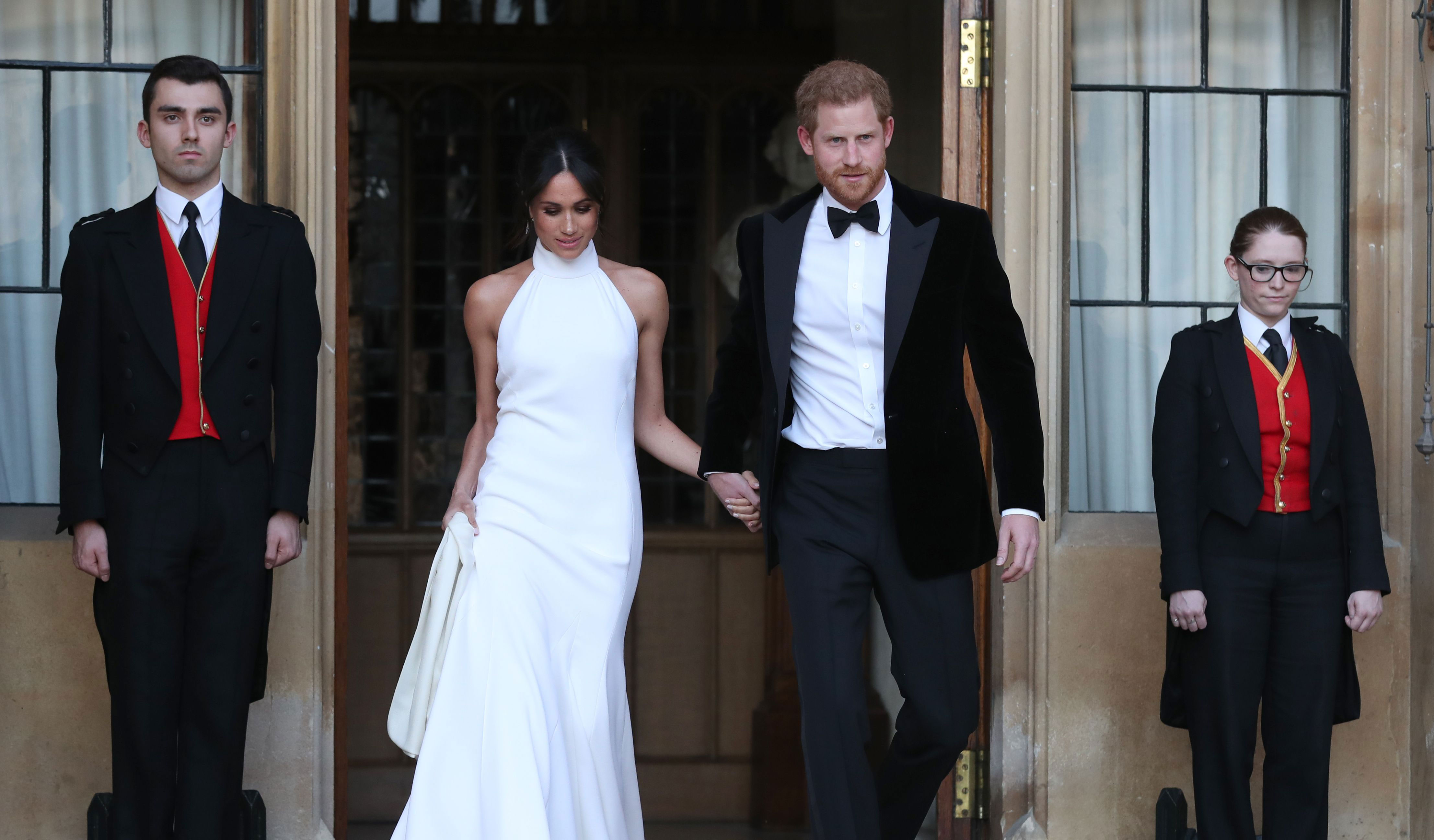 Stella McCartney Rancang Gaun Resespsi Meghan Markle