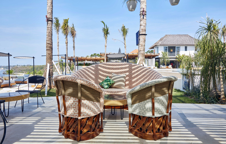 ULU Cliffhouse daybed restaurant