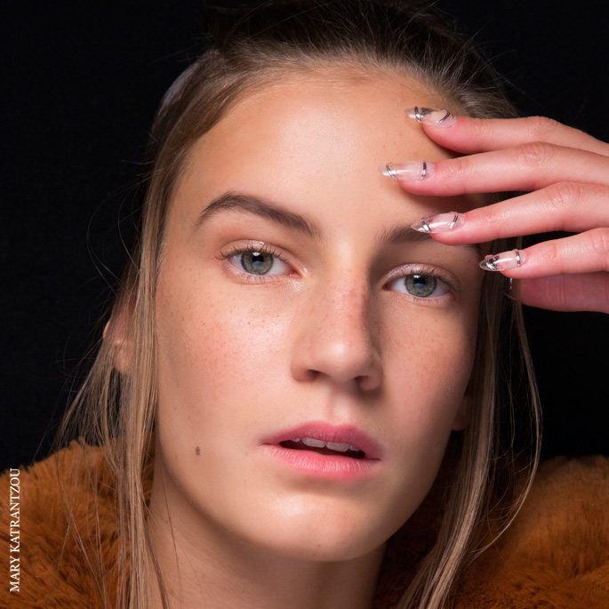 cat kuku - nail trend - elle indonesia - mary katrantzou