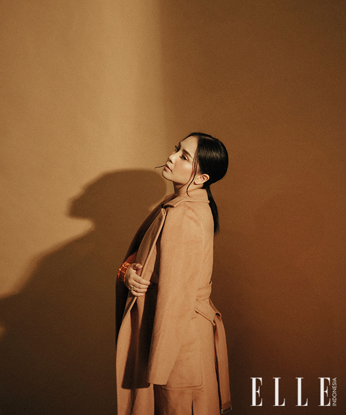 nagita slavina interview elle indonesia januari 2020 - photography Yohan Liliyani - makeup Marlene Hariman - interviewed Ayu Novalia