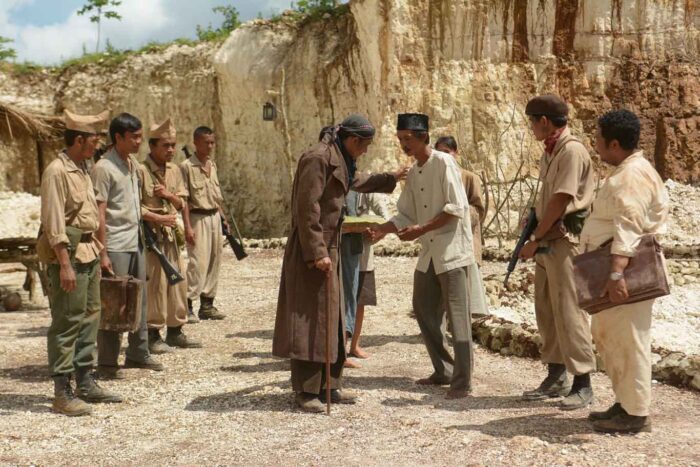 catatan sejarah Indonesia lewat film