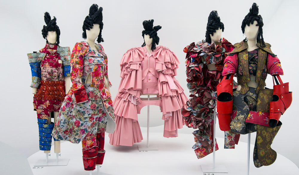 Mengenal Desain Radikal Rei Kawakubo