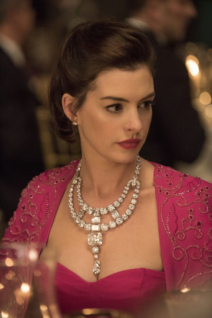 anne hathaway ocean 8 touisant