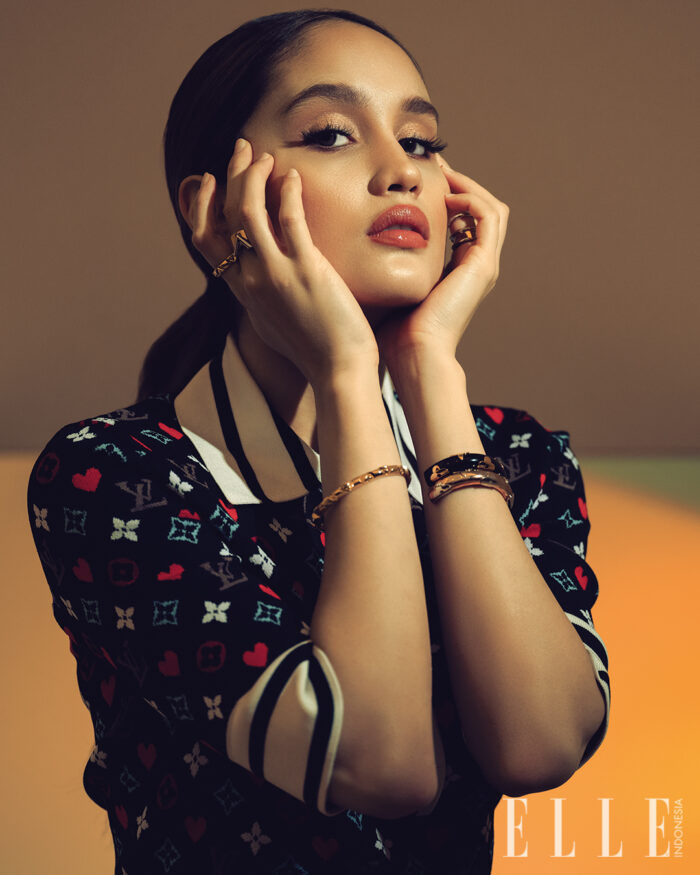 cinta laura kiehl cover story elle indonesia february 2021 - photography RAJA SIREGAR - styling ISMELYA MUNTU
