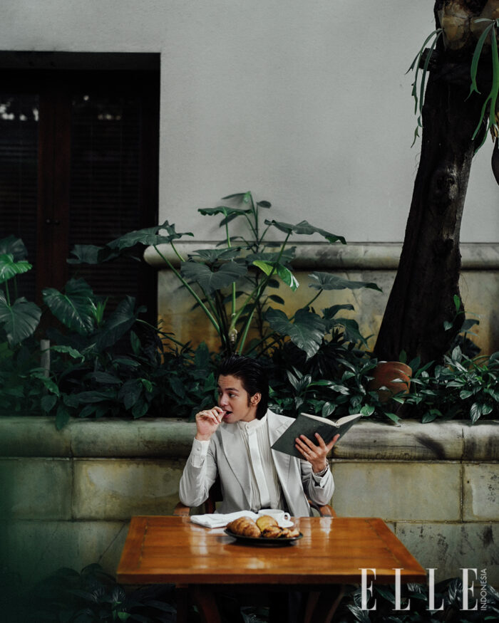 Angga Yunanda for ELLE Indonesia September 2021 photography Andre Wiredja styling Ismelya Muntu