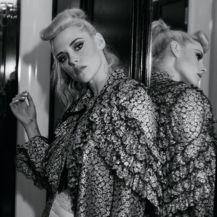 Kristen Stewart hair style 2021 - photo DOC. Chanel