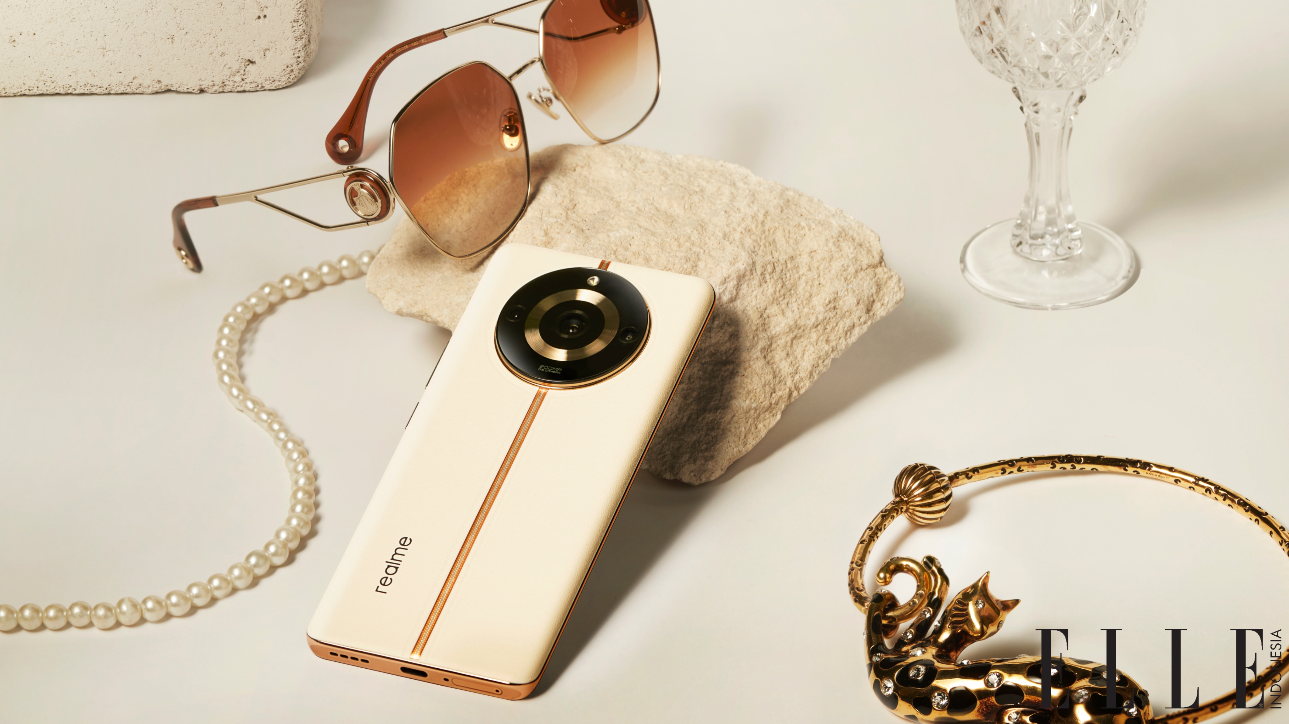 Desain Premium realme 11 Pro Series 5G Dirancang Bersama Mantan Desainer Pola Rumah Mode Gucci
