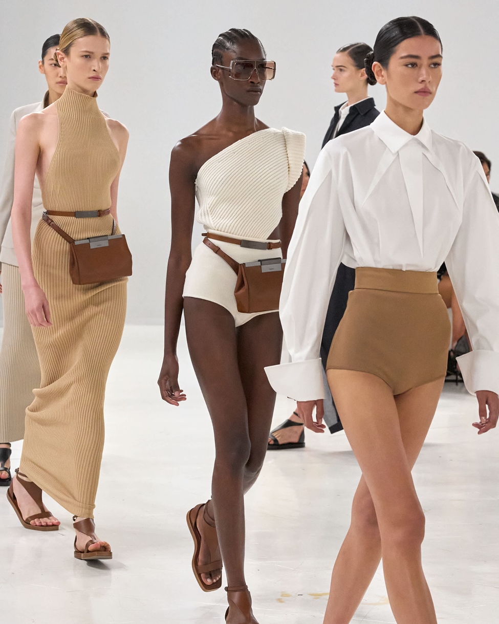 Max Mara Kembali Dengan Tema Science And Magic Untuk Koleksi SS25 di Milan Fashion Week