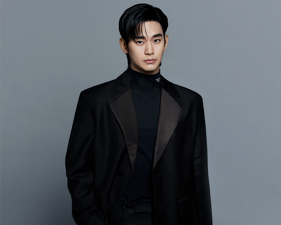 Prada Gandeng Kim Soo-hyun Secara Resmi Sebagai Brand Ambassador