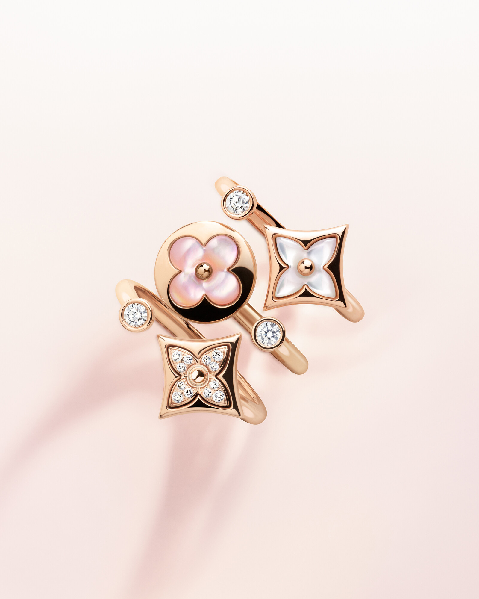 Bunga Monogram Kembali Bermekaran dalam Koleksi Color Blossom Terbaru Louis Vuitton