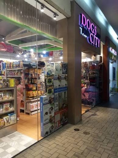 Dogs and The City | SM Mall of Asia