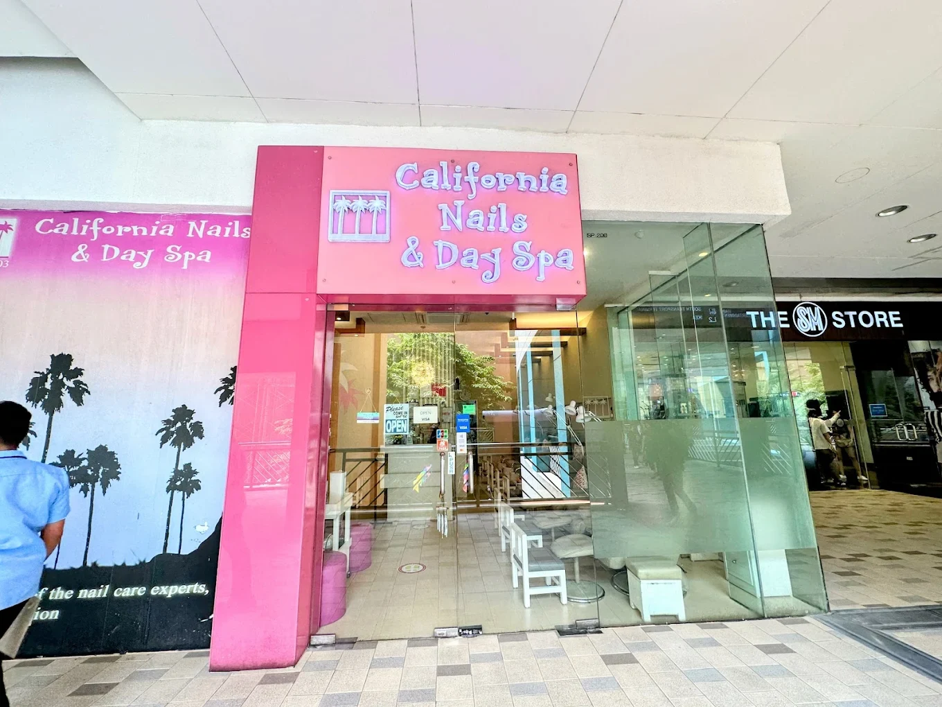 California Nail Spa (SM Mall of Asia Branch)