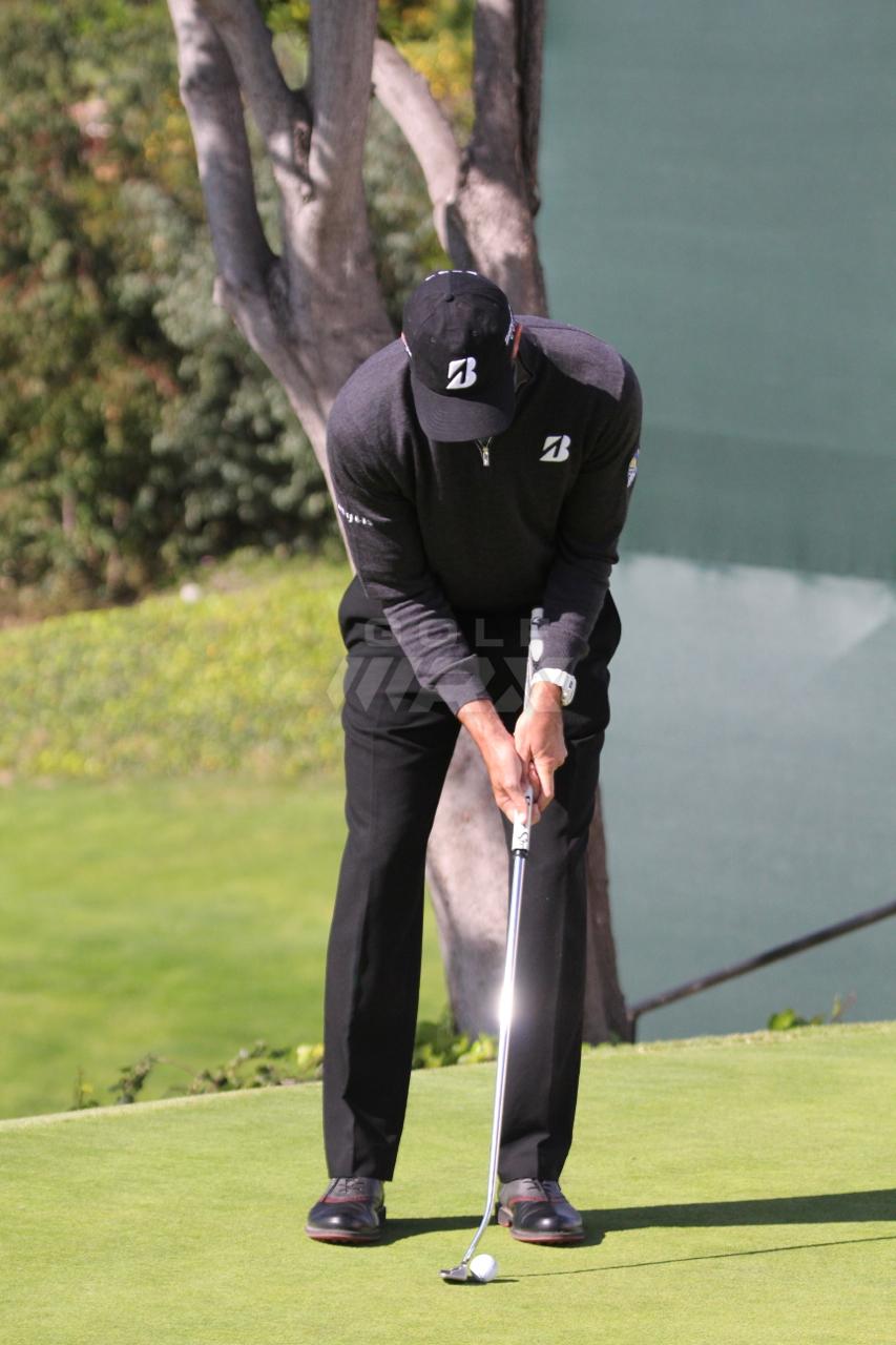 Kuchar putting