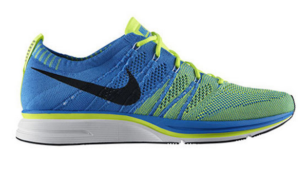NikeFlyKnitTrainers